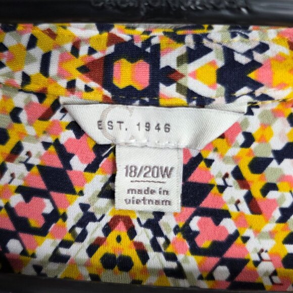 Womens Est. 1946 Multicolor Chevron Pattern Blouse Short-Sleeve Size 18/20W - Picture 2 of 8